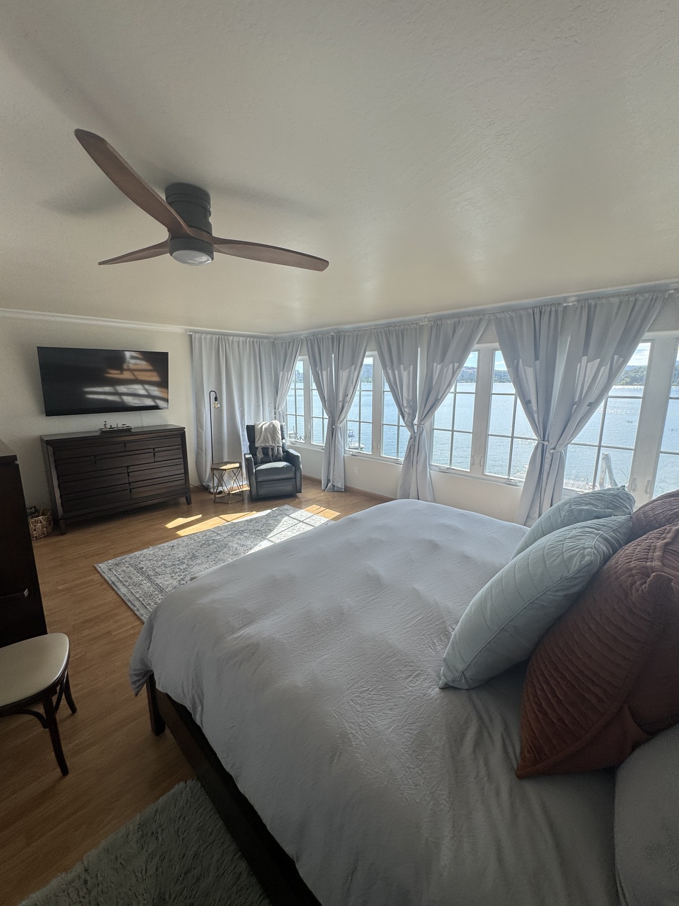 Lake-view bedroom